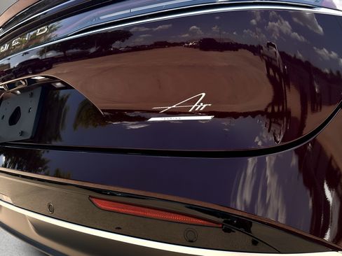 Used 2023 Lucid Air Touring AWD/4WD image 26