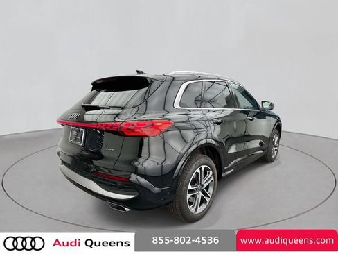 Used 2025 Audi Q5 Premium w/ Convenience Package AWD/4WD image 4