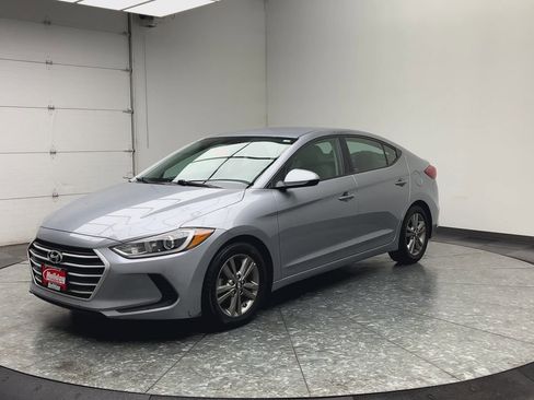 Used 2017 Hyundai Elantra SE FWD image 28