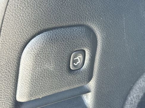 Used 2019 Jeep Grand Cherokee Limited RWD image 23