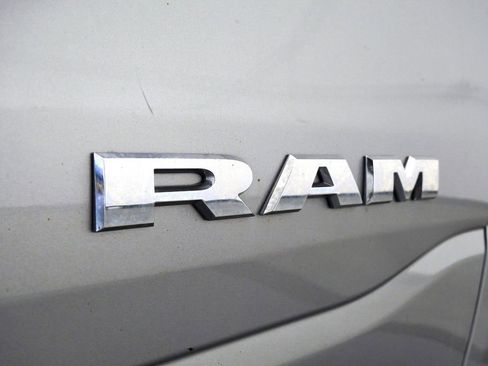 Used 2022 RAM 1500 Big Horn AWD/4WD image 9