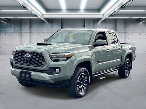 Used 2022 Toyota Tacoma TRD Sport AWD/4WD image 25