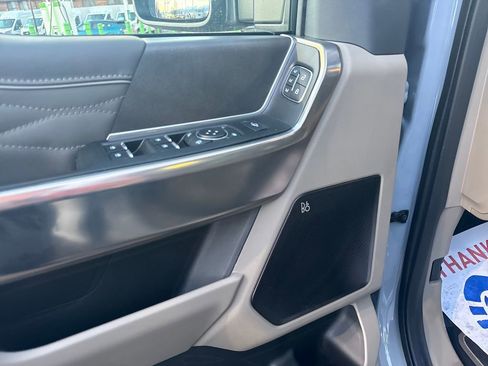 Used 2025 Ford F350 Platinum w/ Platinum Plus Package image 36