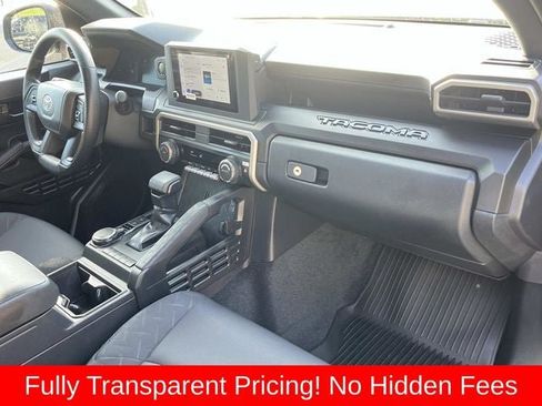 Used 2025 Toyota Tacoma SR AWD/4WD image 20
