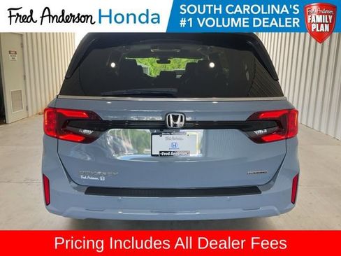 New 2026 Honda Odyssey Touring image 24
