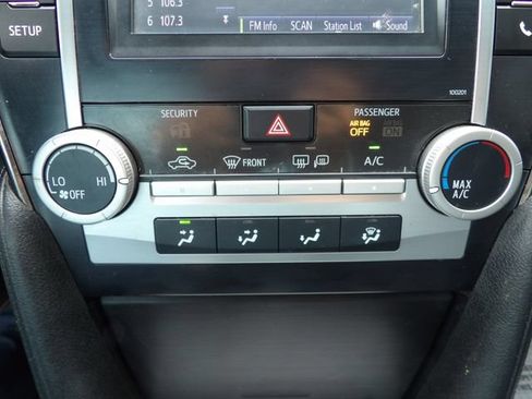 Used 2014 Toyota Camry SE w/ Fleet Convenience Package FWD image 35