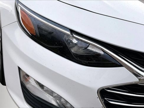 Used 2020 Chevrolet Malibu LT FWD image 30