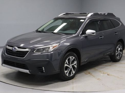 Used 2020 Subaru Outback Touring XT AWD/4WD image 10