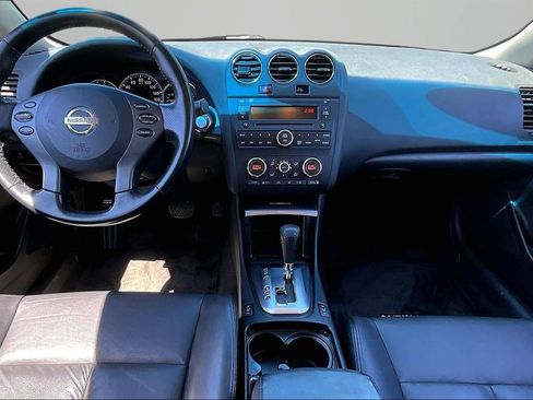 Used 2010 Nissan Altima 2.5 SL w/ SL Pkg FWD image 7
