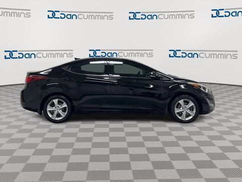 Used 2016 Hyundai Elantra Value Edition FWD image 9