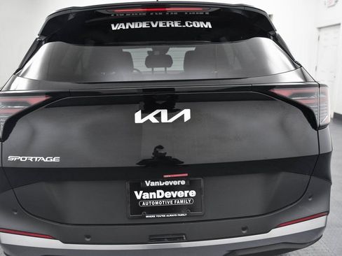 New 2026 Kia Sportage LX image 6