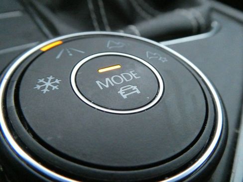 Used 2024 Volkswagen Tiguan S w/ MDO Package, Two-Row image 14