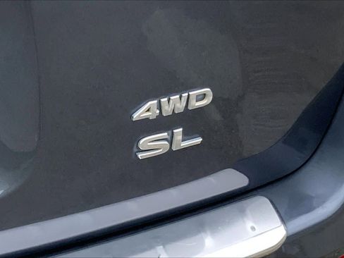 Used 2014 Nissan Pathfinder SL AWD/4WD image 27