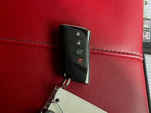 Used 2024 Lexus LX 600 F Sport image 33