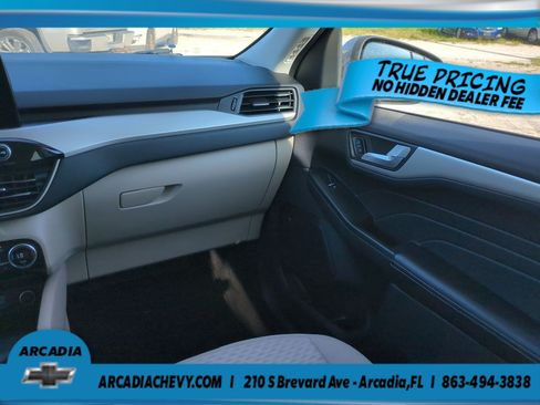 Used 2021 Ford Escape SE w/ Convenience Package AWD/4WD image 16