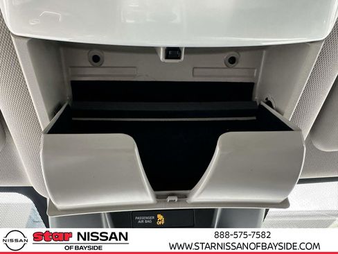 Used 2023 Nissan Rogue SV image 33