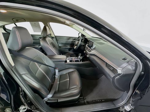Used 2024 Nissan Altima 2.5 SR image 31