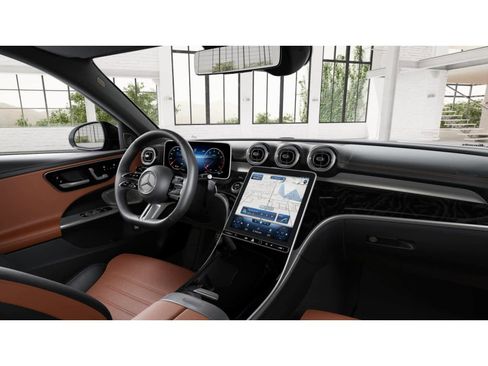 Used 2025 Mercedes-Benz C 300 Sedan image 5