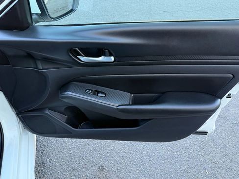 Used 2022 Nissan Altima 2.5 S image 19