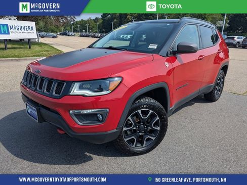 Used 2019 Jeep Compass Trailhawk w/ Leather Interior Group AWD/4WD image 1