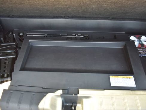 Used 2024 Toyota Grand Highlander AWD image 40