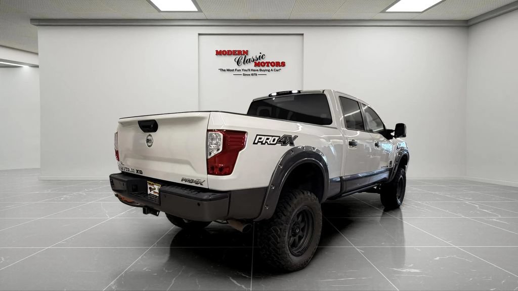Used 2017 Nissan Titan PRO-4X w/ Pro-4x Convenience Package AWD/4WD image 7