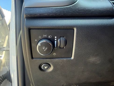 Used 2017 Jeep Grand Cherokee Altitude AWD/4WD image 17