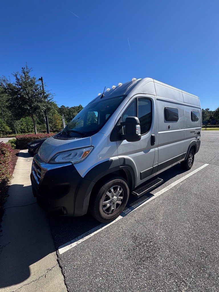 Used 2025 RAM ProMaster 1500 w/ Quick Order Package 22H SLT+ FWD image 1
