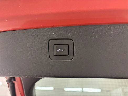 Used 2024 Buick Envista Sport Touring w/ Convenience I Package FWD image 36