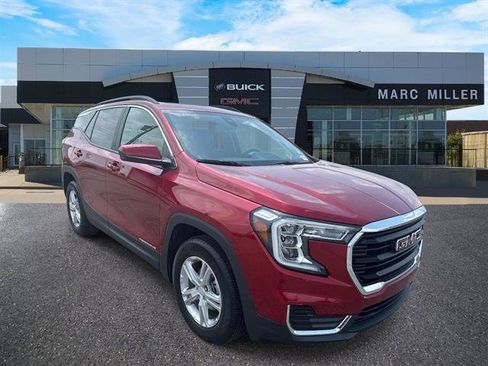 Used 2023 GMC Terrain SLE w/ Driver Convenience Package FWD image 1