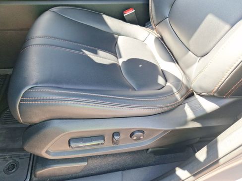 Used 2024 Honda Pilot TrailSport image 16