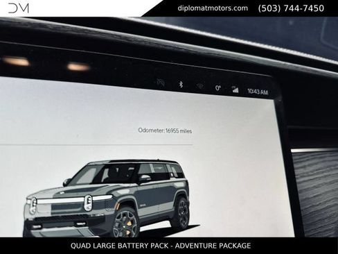 Used 2024 Rivian R1S Adventure AWD/4WD image 32