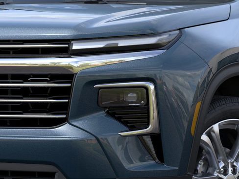 New 2025 Chevrolet Traverse LT w/ Driver Confidence Package image 34