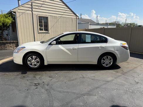 Used 2012 Nissan Altima 2.5 SL w/ 2.5SL Pkg FWD image 11