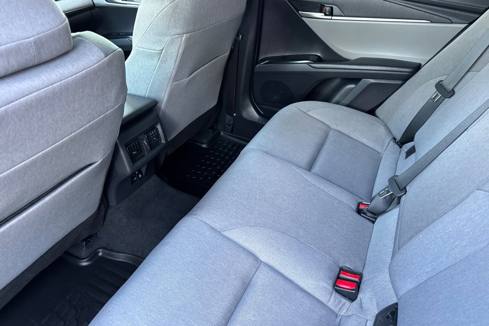 Used 2026 Toyota Camry LE w/ Convenience Package FWD image 13