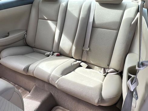 Used 2005 Toyota Solara SE FWD image 21