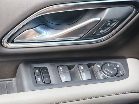 Used 2024 Chevrolet Tahoe LT w/ Luxury Package image 21