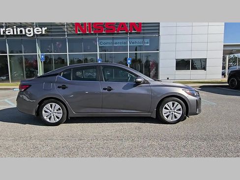 Used 2024 Nissan Sentra S image 34