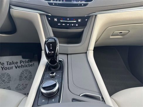 Certified 2023 Cadillac XT5 Premium Luxury image 50