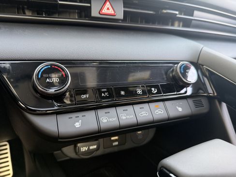 New 2026 Hyundai Elantra SEL Sport Premium image 32