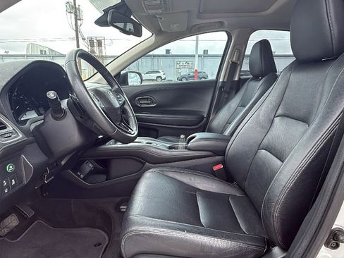 Used 2019 Honda HR-V EX-L image 10