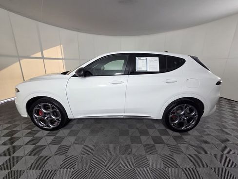 Used 2025 Alfa Romeo Tonale Tributo Italiano AWD/4WD image 9