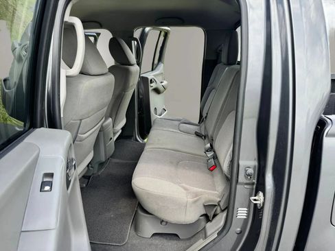 Used 2019 Nissan Frontier SV RWD image 15