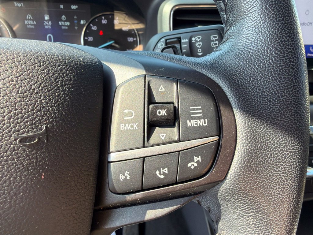 Used 2020 Ford Explorer XLT w/ Equipment Group 202A AWD/4WD image 24
