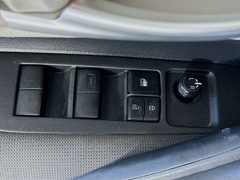 Used 2020 Toyota Corolla LE FWD image 20