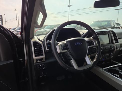 Used 2019 Ford F250 Lariat w/ Chrome Package AWD/4WD image 8