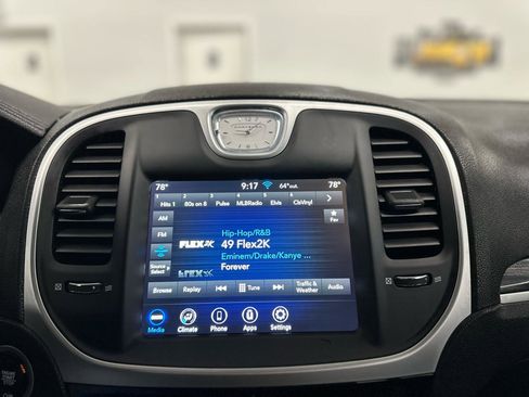 Used 2023 Chrysler 300 Touring w/ Sport Appearance Package image 23