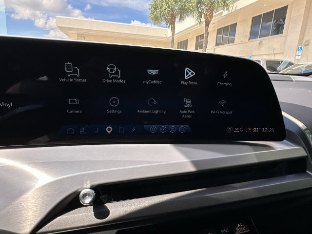 Certified 2026 Cadillac Vistiq Sport AWD/4WD image 23