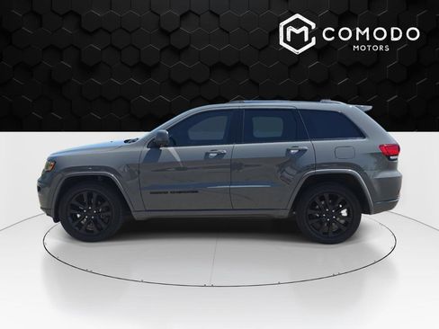 Used 2020 Jeep Grand Cherokee Altitude AWD/4WD image 6