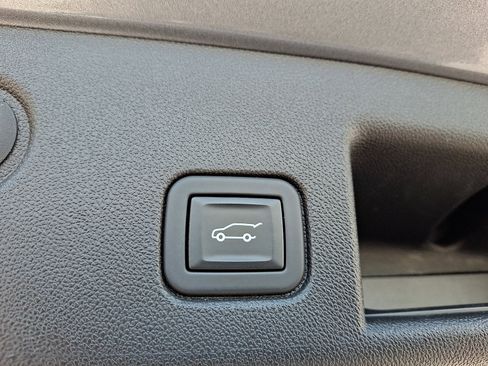 Certified 2024 Chevrolet Equinox LT FWD image 29